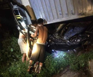 Vụ xe container đè bẹp xe limousine khiến 3 người tử vong: Tốc độ xe container là bao nhiêu?