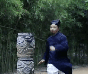 Biểu diễn khinh công bị lỗi, chưởng môn Võ Đang tự phơi bày 'trò lừa bịp' của chính mình