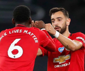 Pogba kiếm penalty, Bruno Fernandes ghi bàn, MU hòa Tottenham trên thế thắng