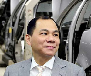 Tỷ phú Phạm Nhật Vượng thận trọng, Vingroup vẫn tăng thêm 1 tỷ USD