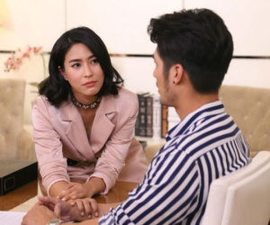 Vợ đột ngột thuê người giúp việc trẻ đẹp, chồng sững sờ khi biết 'âm mưu' thực sự sau khi nghe được cuộc nói chuyện lúc nửa đêm