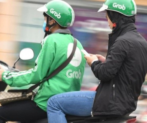 Điều tra vụ nữ lái xe ôm công nghệ tình nghi lừa đón học sinh