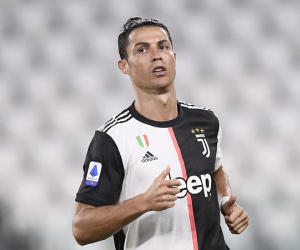 Ronaldo thiết lập hàng loạt cột mốc ấn tượng ngày Juventus đại thắng