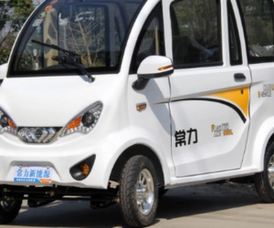 Cận cảnh chiếc ô tô giá rẻ, chỉ ngang ngửa một chiếc xe máy