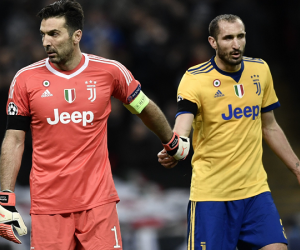 Juventus gia hạn hợp đồng với Buffon và Chiellini