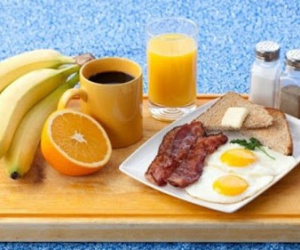 Bỏ ngay những thói quen ăn sáng này kẻo rước bệnh vào người