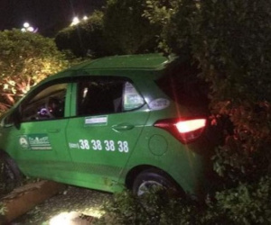 Bắt nóng kẻ cướp taxi ở Sài Gòn rồi trốn về Bình Dương