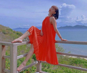 Diện váy áo rộng thùng thình, Tóc Tiên có động thái liên quan đến tin đồn mang thai