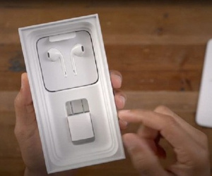Nghi vấn Apple đang mở cuộc khảo sát trước khi quyết định bán iPhone 12 không kèm phụ kiện
