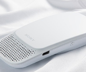 Điều hòa không khí mini của Sony có thể để vừa cổ áo, giảm được 5 độ C
