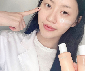 Trong suốt sự nghiệp khám da cho các chị em, bác sĩ thấy đây là 5 lỗi skincare nghiêm trọng mà nhiều người mắc nhất
