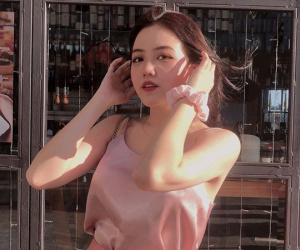 Gái đẹp RMIT vẫn đi bán quần áo lương 20k/h: Trường nào thì cũng cần phải nỗ lực mới có được chỗ đứng