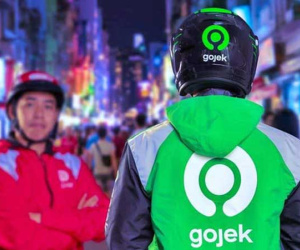 Gojek Việt Nam 'biến hình' đồng phục từ màu đỏ sang xanh, nhìn hao hao giống Grab