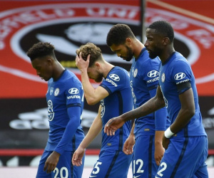 Vòng 34 Ngoại hạng Anh: Chelsea thua sốc 0-3, Man City thắng tưng bừng trên sân khách