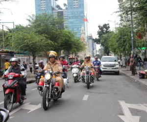 CSGT có thể được trang bị súng ngắn, súng trường, súng tiểu liên từ ngày 5-8