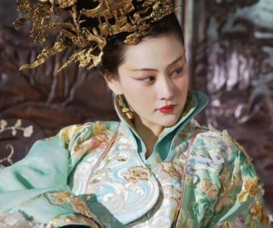 Vì đặc điểm hiếm có trên cơ thể, vị Quý phi khiến Hoàng đế ham mê chiều chuộng tới mức 'khom lưng cúi đầu', làm những điều vô tiền khoáng hậu trong lịch sử
