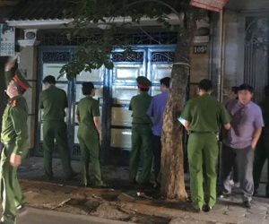 Khám xét khẩn cấp đối với hai cán bộ UBND TP Hà Nội