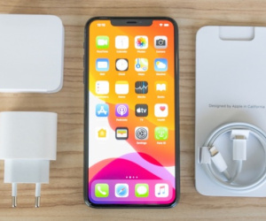 Người Việt không muốn Apple bỏ củ sạc