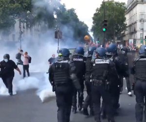 Bạo loạn nổ ra tại Paris trong ngày Quốc khánh Pháp