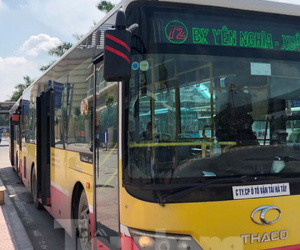 Cận cảnh tuyến xe buýt doanh nghiệp 'dọa' dừng hoạt động ở Hà Nội
