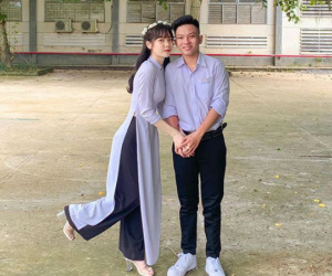 Cặp đôi tình bể bình ngày bế giảng: Nam sinh 2K4 điển trai 'đốn gục' chị đẹp học giỏi chỉ sau 1 tháng làm quen