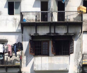 6 người mắc kẹt trong đám cháy khu trọ 5 tầng