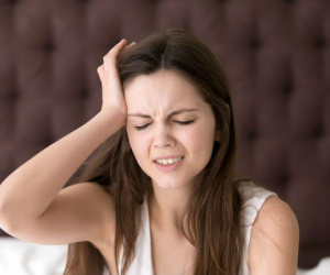Hoa mắt chóng mặt trong mùa nắng nóng, 'thủ phạm' có thể không phải do nhiệt độ mà do 6 căn bệnh này
