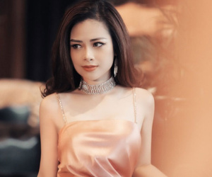 Dương Hoàng Yến bức xúc phản pháo khi bị nghi nằm trong đường dây bán dâm của 'tú ông' Lục Triều Vỹ