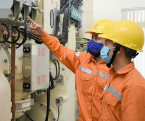 Hà Nội: Tiền điện tăng bất thường vì bị đấu nhầm công tơ… nhà hàng