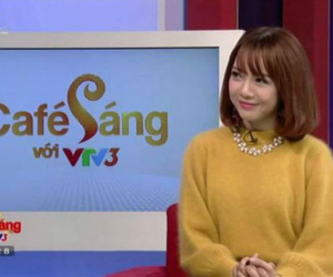 Sự nghiệp đang đỉnh cao, nữ MC xinh đẹp của VTV gây sốc khi tiết lộ có thể bị mù