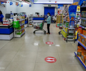 '90% người Việt bị giảm thu nhập vì Covid-19'