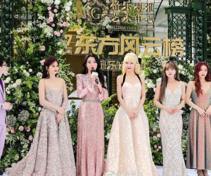 Thảm đỏ gây bão Cbiz: 'Mỹ nhân 4000 năm' lộng lẫy như tiên tử hạ trần, center quốc dân nhan sắc thăng hạng bất ngờ