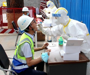 Thủ phủ Tân Cương kích hoạt 'chế độ thời chiến' vì Covid-19
