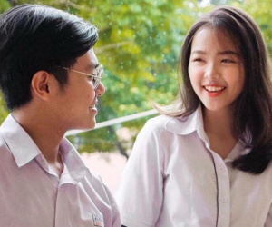 Cặp đôi thanh xuân vườn trường: Học sinh giỏi của trường chuyên nức tiếng Sài thành, yêu nhau năm 16 tuổi và cùng nắm tay tốt nghiệp