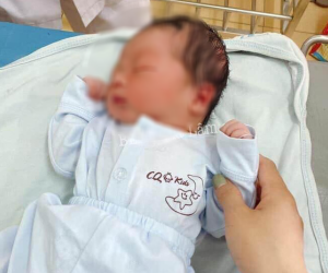 Vụ bé trai sơ sinh còn nguyên dây rốn bị bỏ rơi cạnh trạm y tế: Hơn 40 gia đình đến xin nhận làm con nuôi