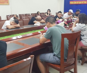 Quảng Ninh: Phát hiện 28 thanh niên nam nữ phê ma tuý trong quán karaoke