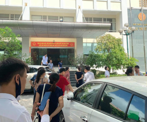 Cháy Chi cục Thuế TP Vinh, cả trăm người tháo chạy