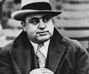 Giải mã Bảo tàng Mafia: Nhân vật bí ẩn trong tù khiến trùm 'mặt sẹo' khét tiếng Chicago sợ hãi