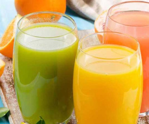 Sai lầm nguy hiểm khi cho trẻ uống nước ép hoa quả ngày hè nhiều người mắc