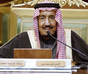 Quốc vương Saudi Arabia phải phẫu thuật cắt túi mật