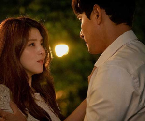 Bạn trai 10 năm bỗng dẫn tôi tới một căn hộ đẹp đẽ, đặt vào tay tôi chùm chìa khóa kèm một món đồ nhỏ xinh khác khiến tôi ngã quỵ