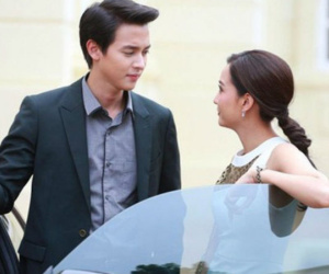 Ra khỏi cổng tòa, chồng cũ ân cần lái xe đưa tôi về tận nhà, trước khi rời đi, anh thốt ra một đề nghị làm tôi giật mình rồi tràn đầy căm hận