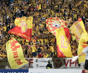 V.League phải hoãn, BTC giải đề xuất phương án giúp CĐV Việt Nam không 'đói' bóng đá