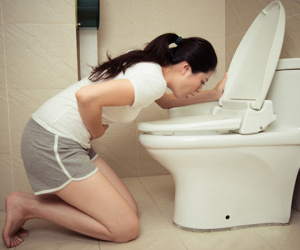 Nếu vẫn nghĩ triệu chứng nhiễm COVID-19 chỉ có ho khan, sốt cao thì bạn cần cập nhật ngay những dấu hiệu mới để đề phòng triệt để