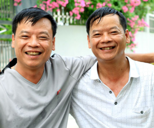 Anh em sinh đôi tìm được nhau sau 43 năm