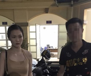 'Hot girl' giấu ma túy trong chỗ kín, vẫn không thể qua mắt Cảnh sát Cơ động