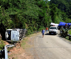 Nhiều lãnh đạo, cán bộ của Quảng Bình tử vong trong vụ lật xe 15 người chết