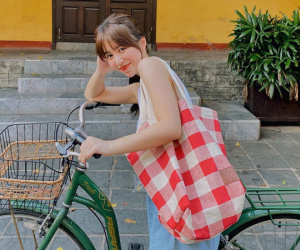 Nhận được lời khuyên đi khai báo y tế sau chuyến đi Hội An, Mẫn Tiên cho biết: 'Hoàn toàn sẵn lòng'