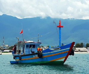 Tàu cá đưa người vượt biển từ Đà Nẵng về TT-Huế để trốn kiểm dịch