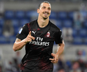 Ibrahimovic chốt tương lai với Milan